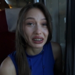 Pozve domů holku z vlaku, pojď ke mě a vylížu ti píču!